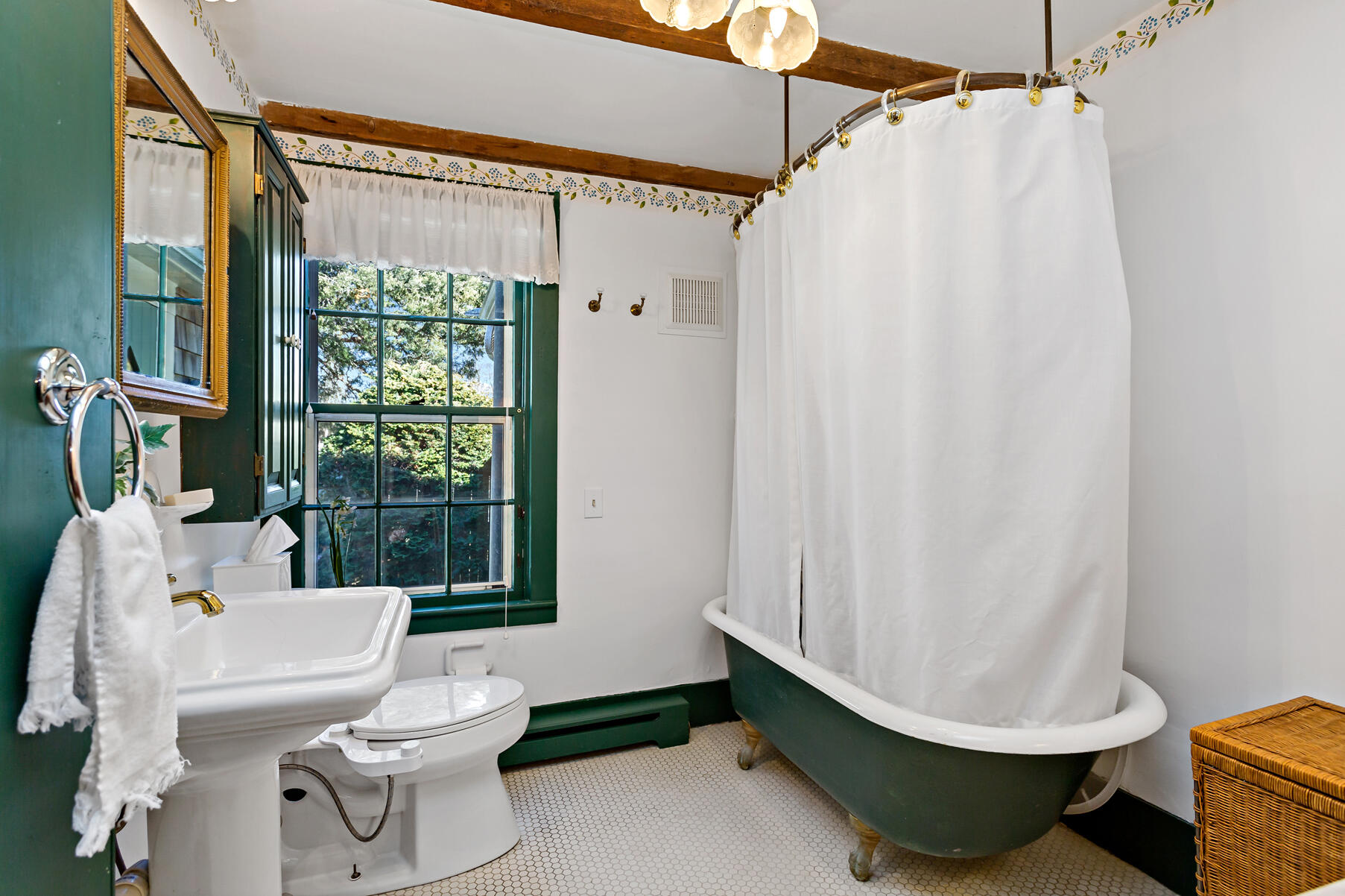 303 Phinney's Lane