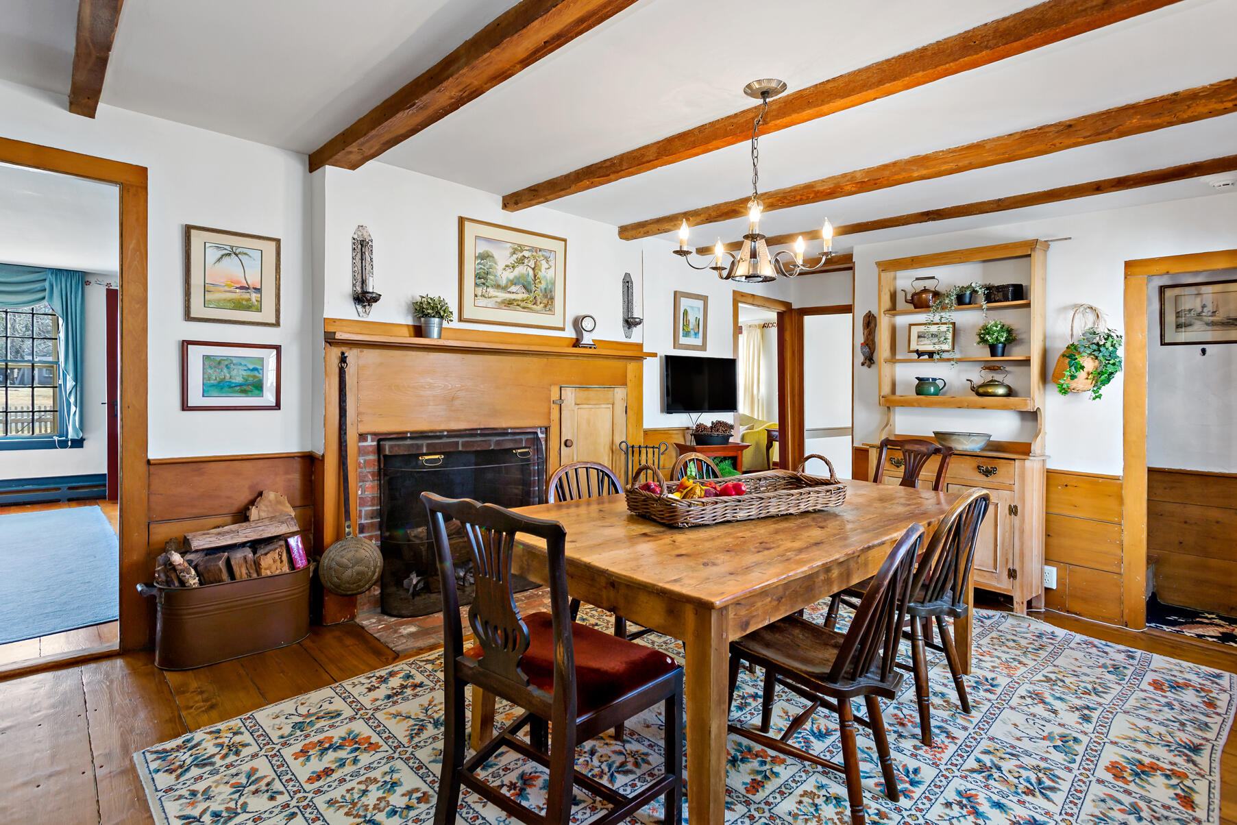 303 Phinney's Lane