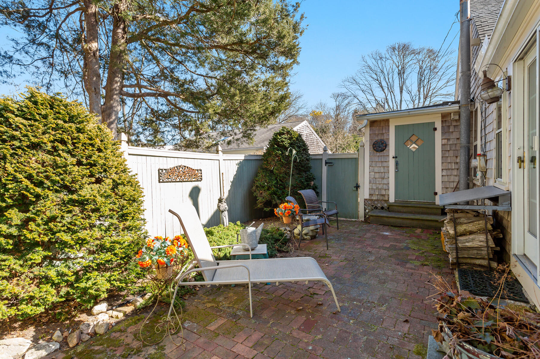 303 Phinney's Lane