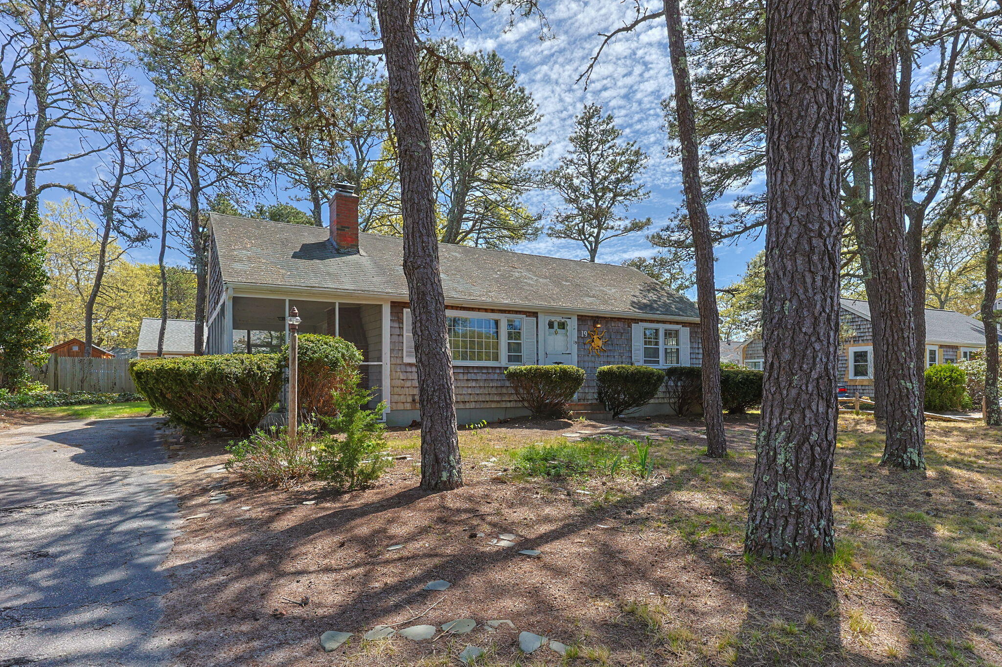 19 Hickory Lane