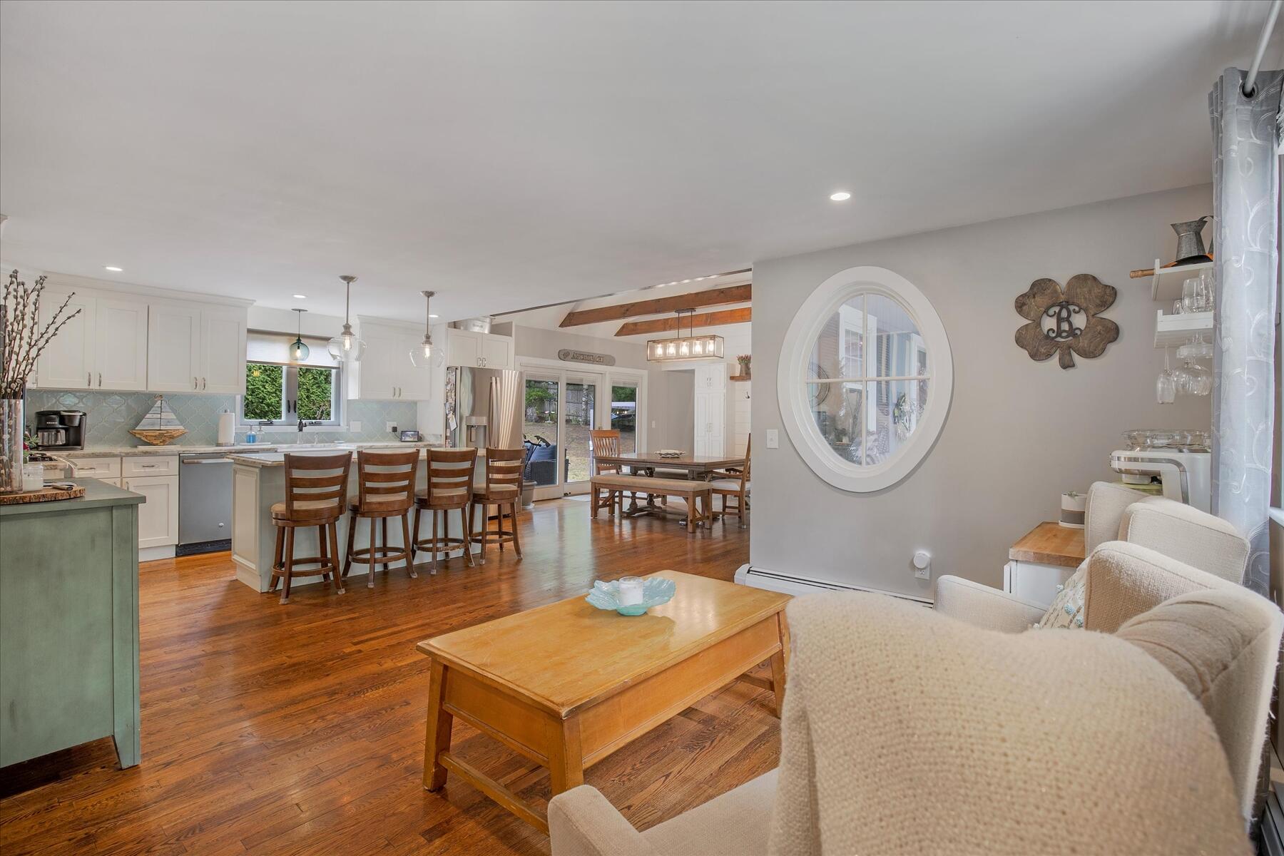 15 Follins Pond Road