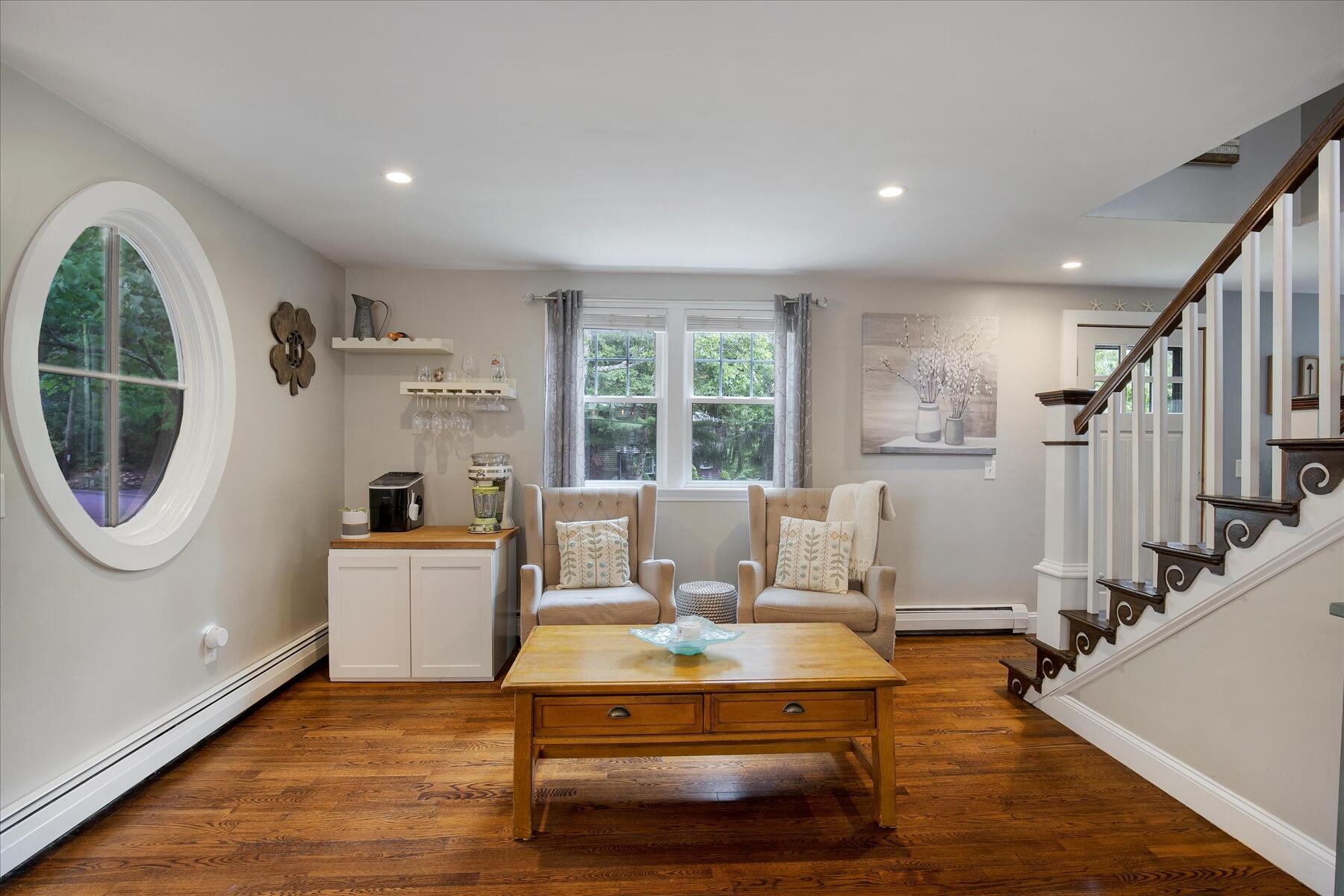 15 Follins Pond Road