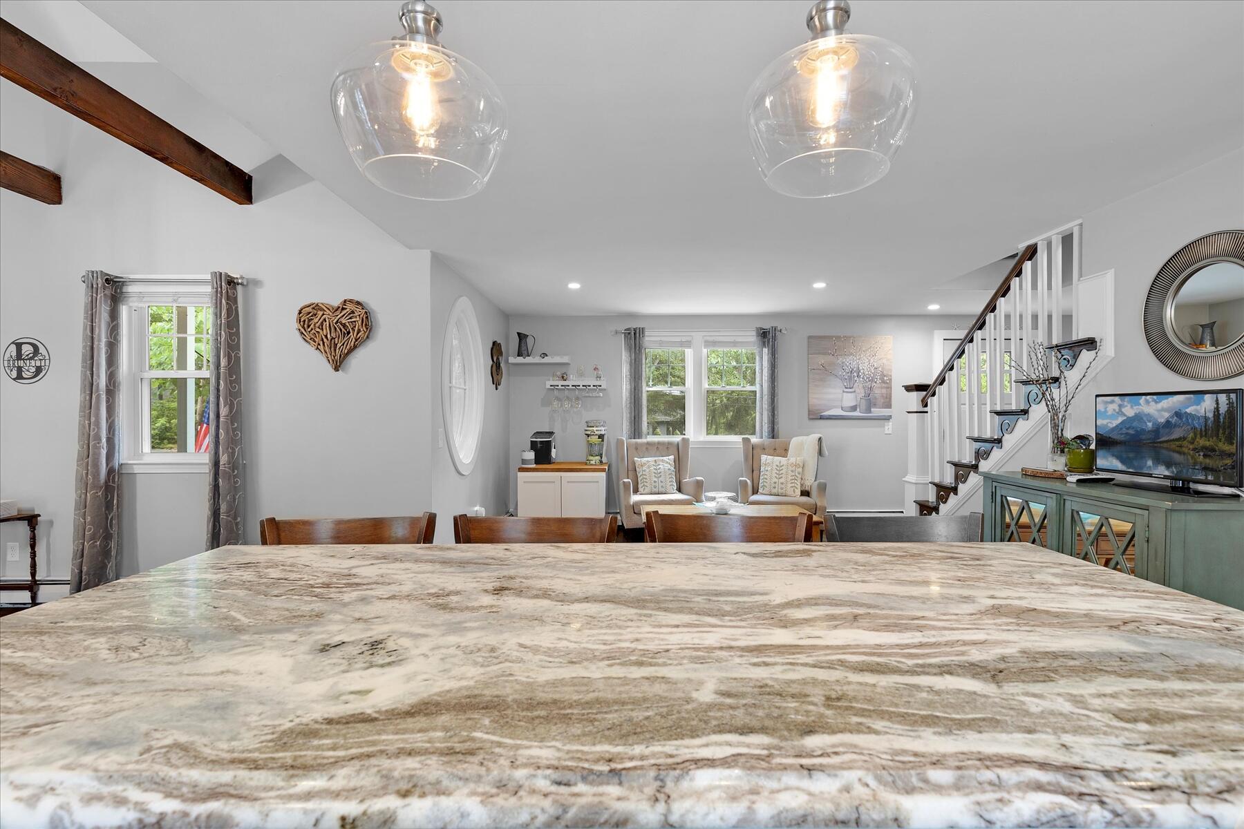 15 Follins Pond Road