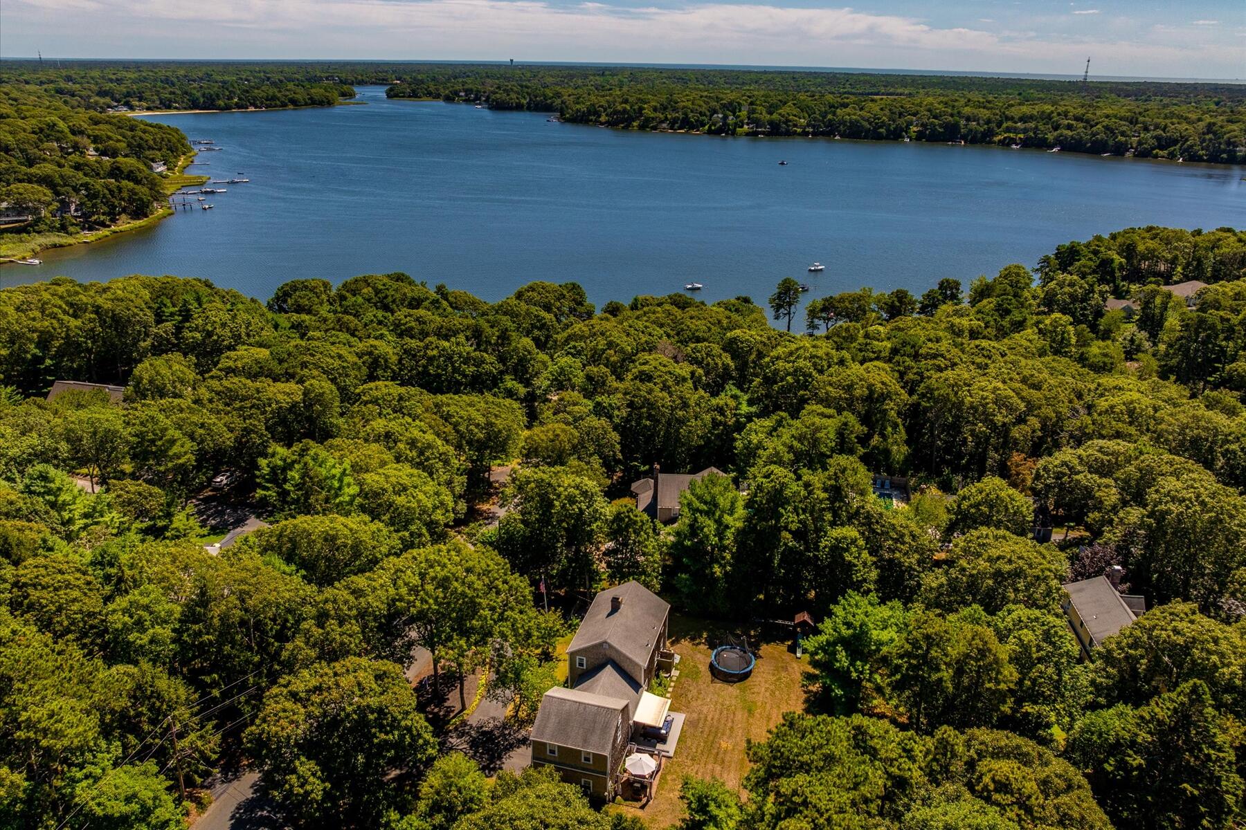 15 Follins Pond Road