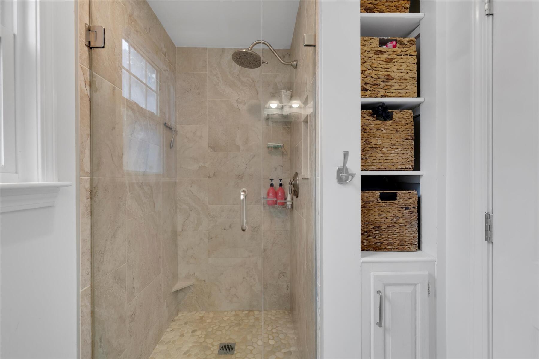 15 Follins Pond Road