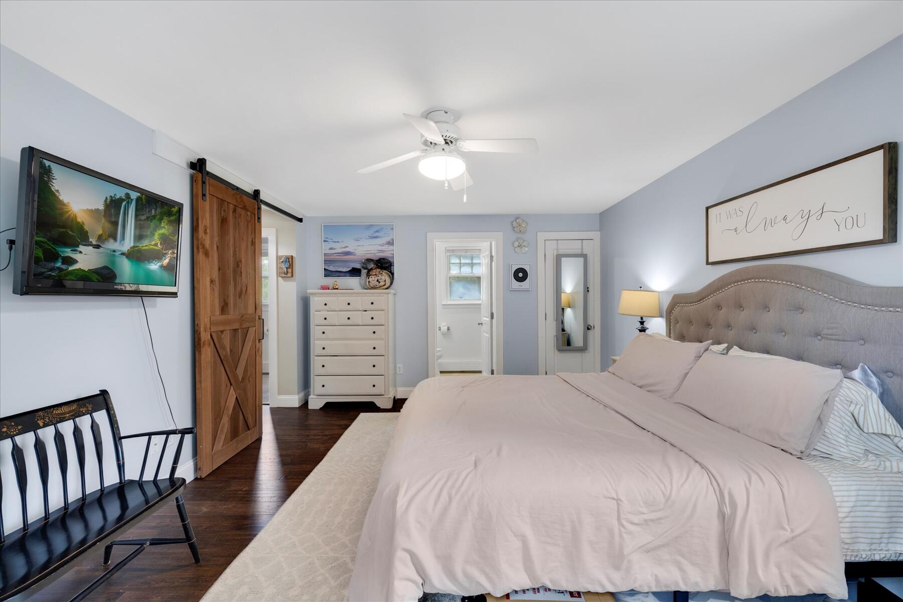 15 Follins Pond Road