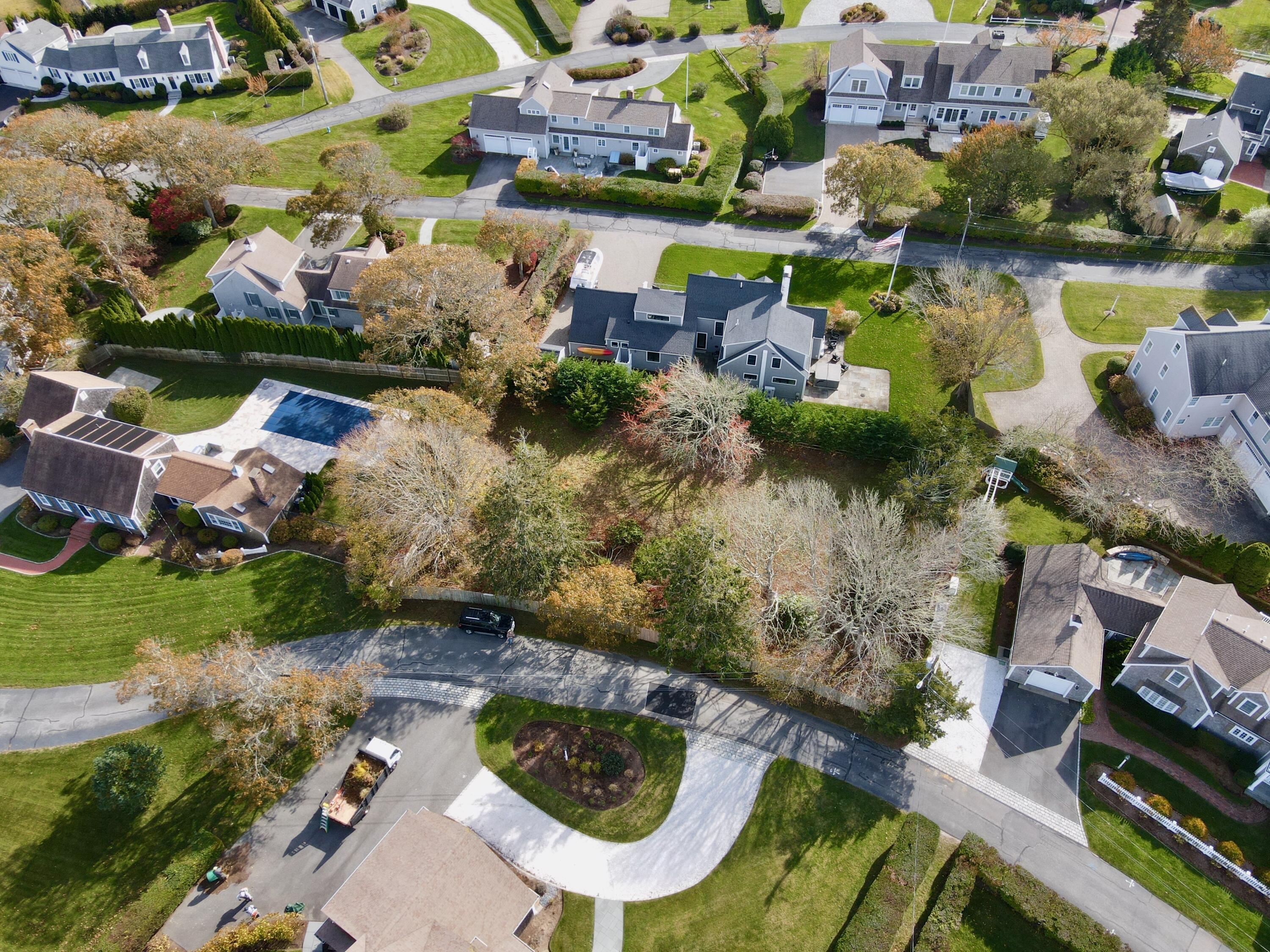 19 Riverway