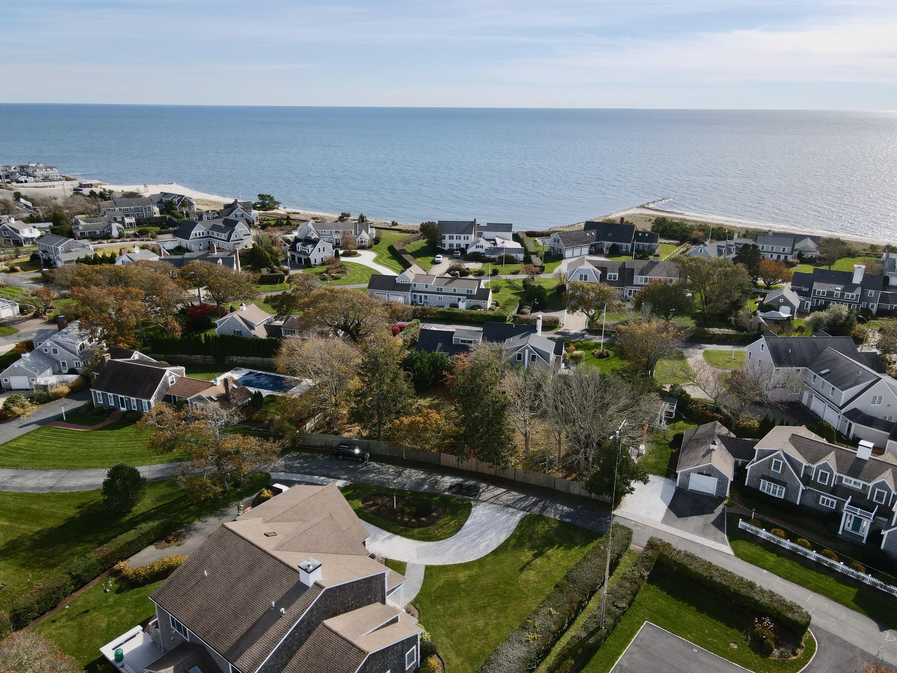 19 Riverway