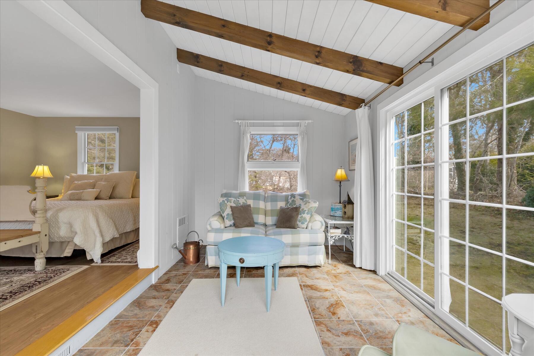 298 Chippingstone Road