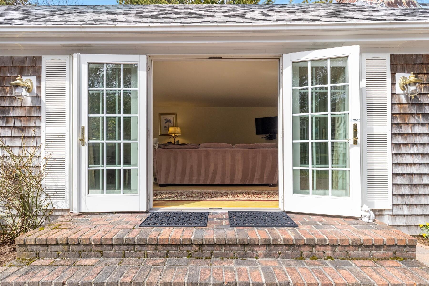 298 Chippingstone Road