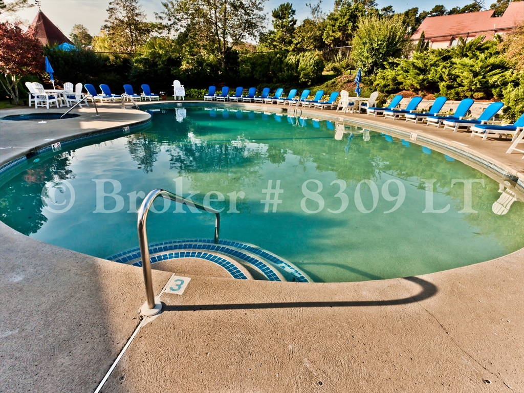 43 Billington Ln # 43