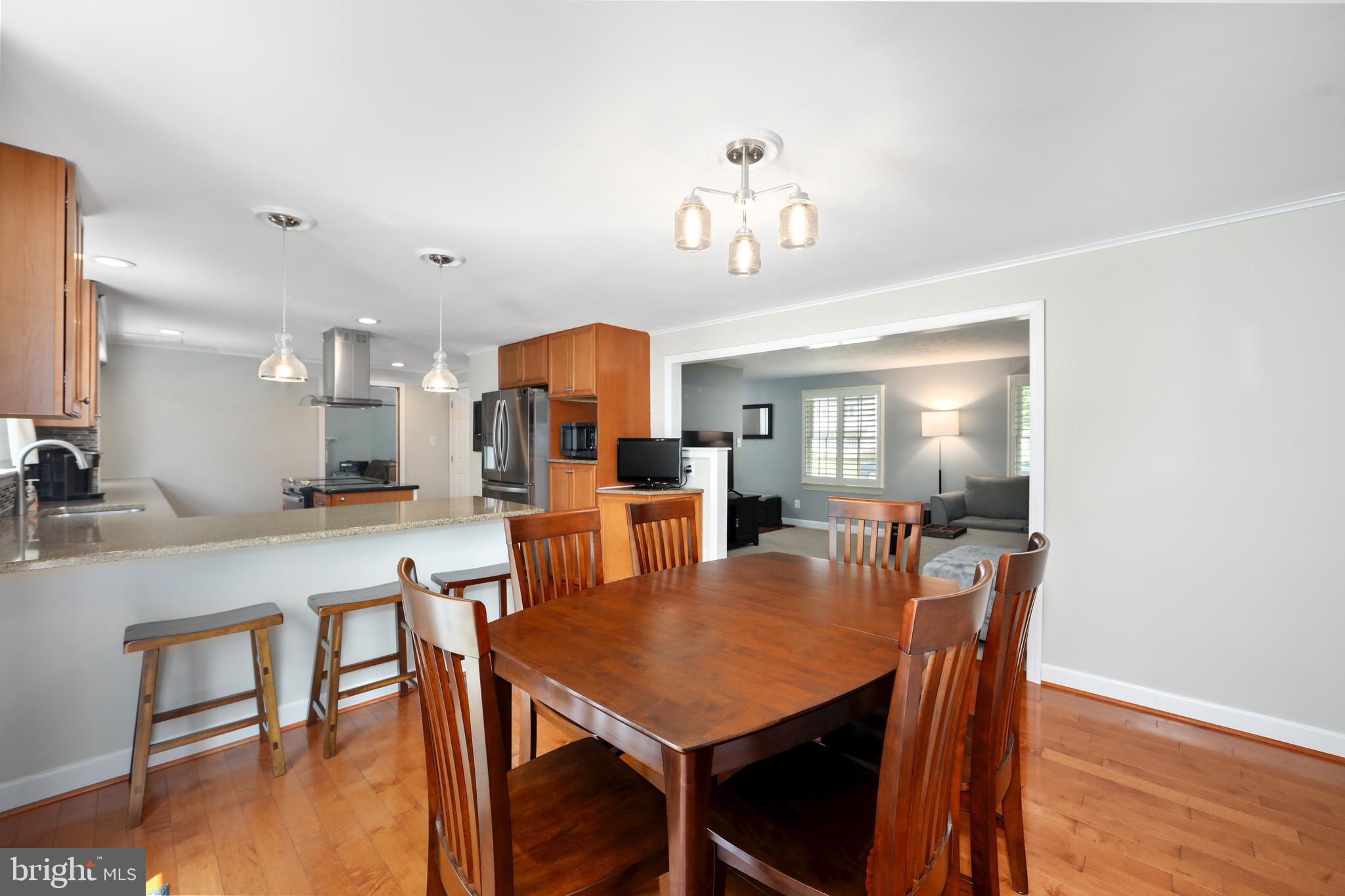 207 WOODBINE DRIVE