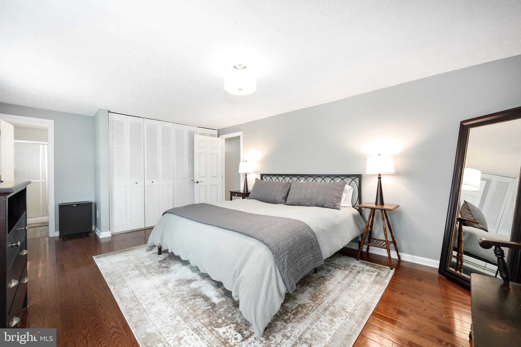 207 WOODBINE DRIVE