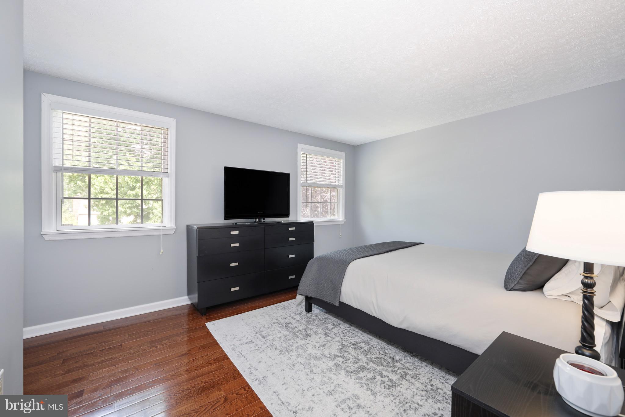 207 WOODBINE DRIVE