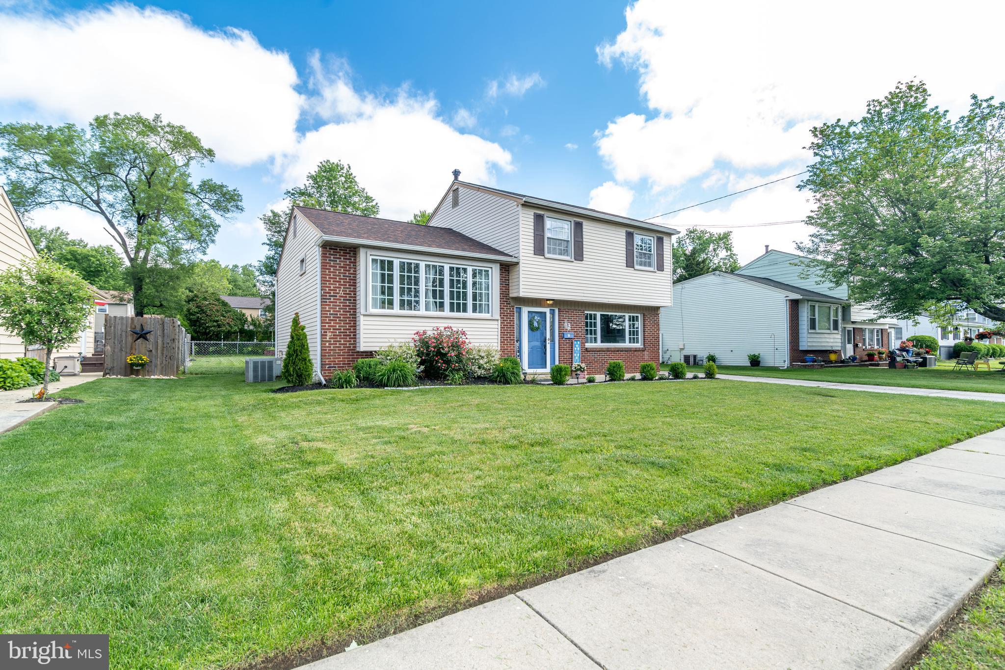 13 ABINGTON AVENUE