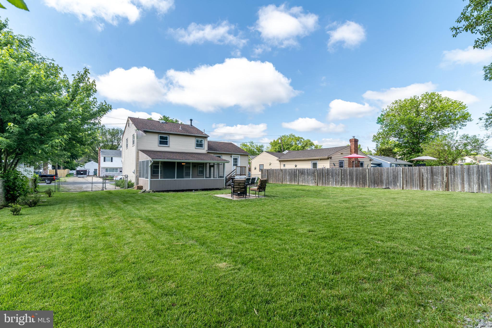 13 ABINGTON AVENUE