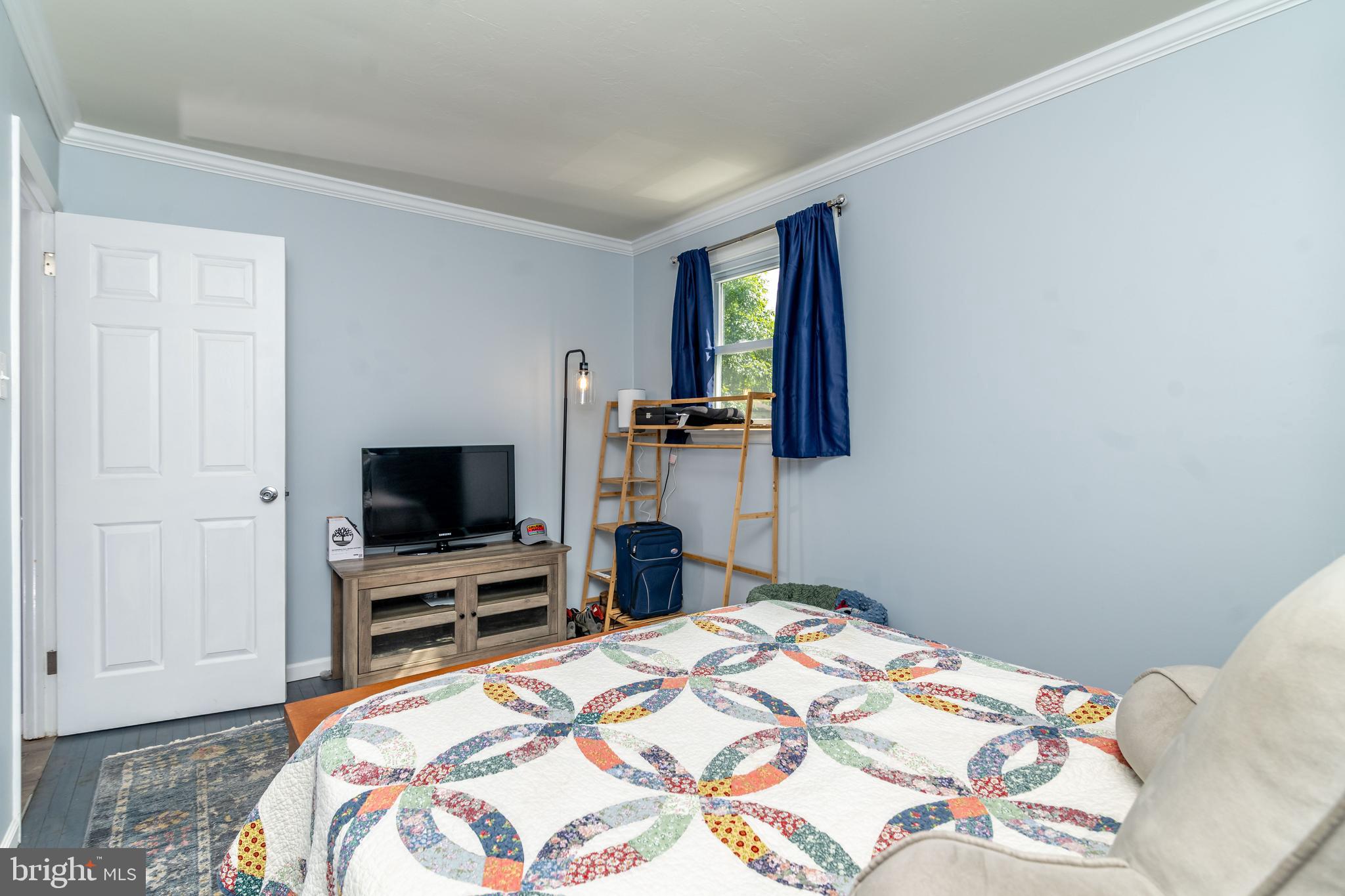 13 ABINGTON AVENUE