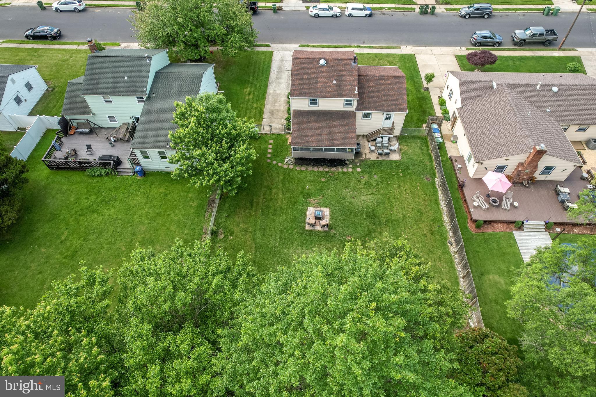 13 ABINGTON AVENUE