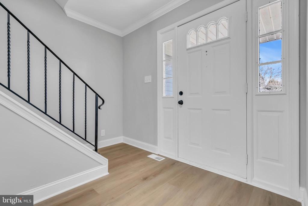 115 BERKSHIRE DRIVE