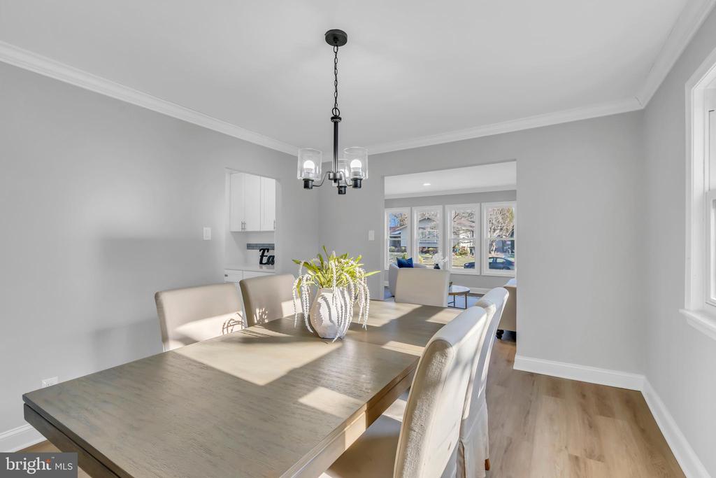 115 BERKSHIRE DRIVE