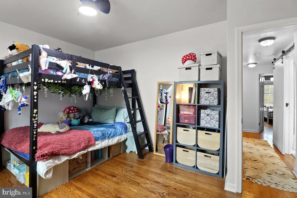 703 MAPLE COURT