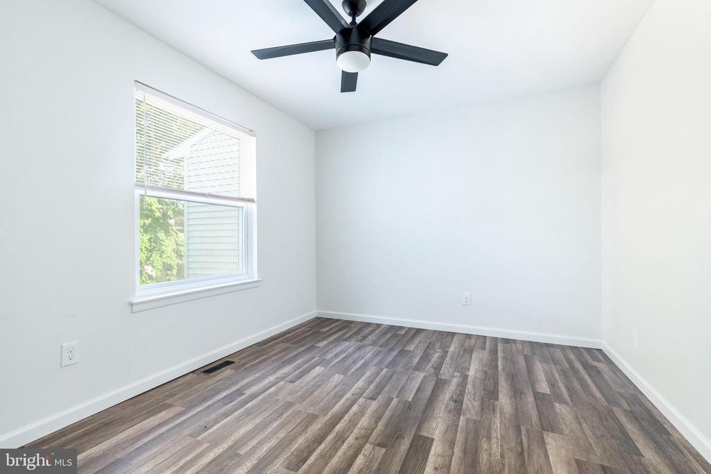 148 BRIAR COURT