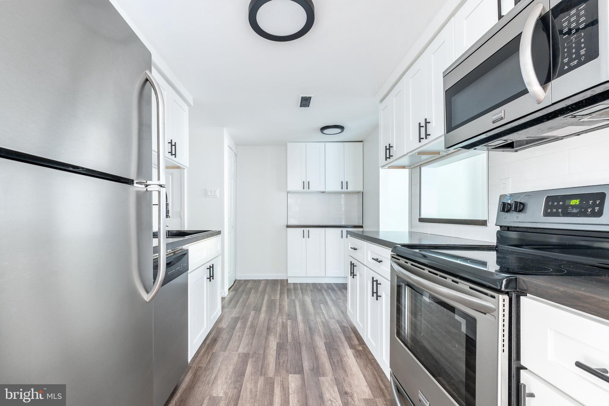 148 BRIAR COURT
