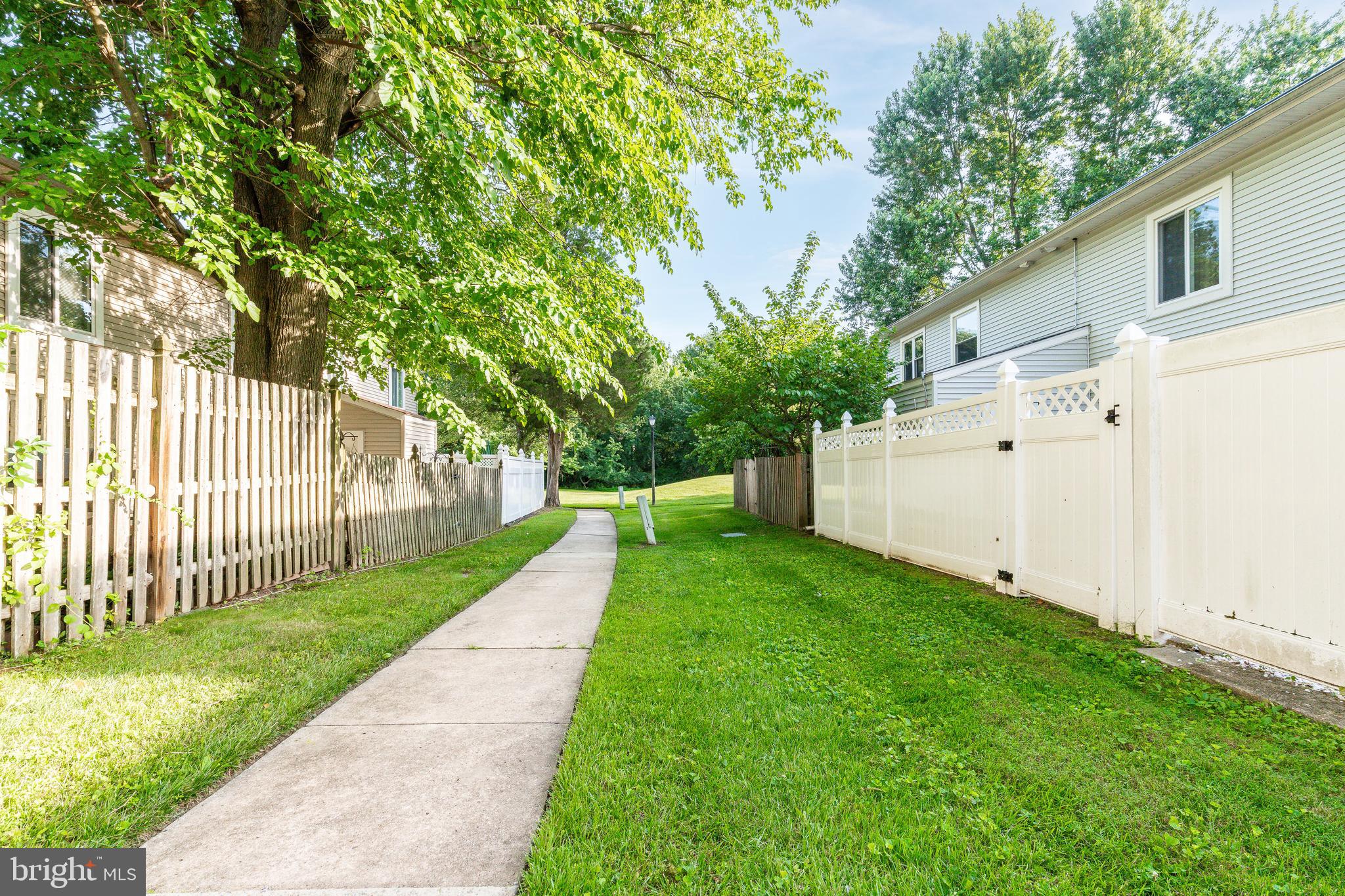 148 BRIAR COURT