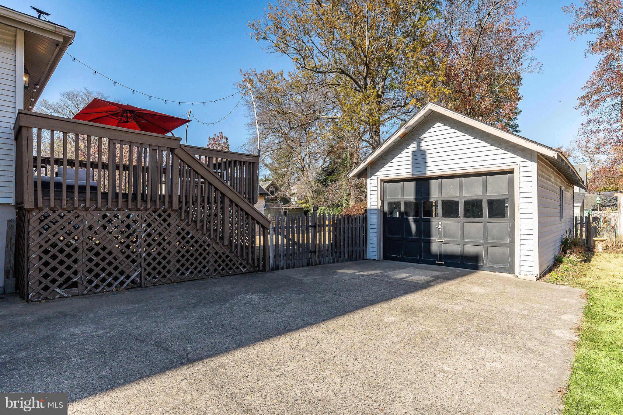 1105 LINWOOD AVENUE