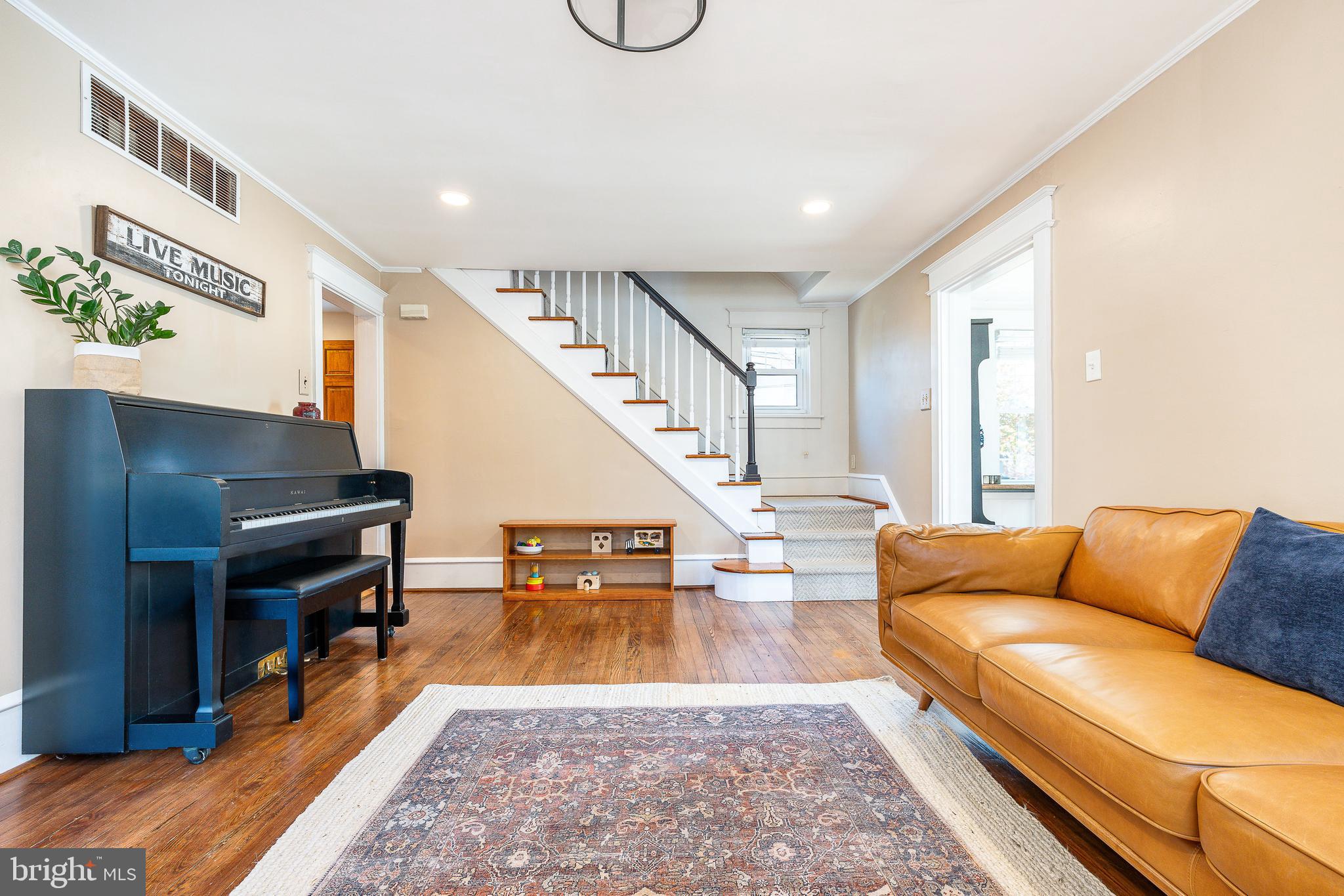 1105 LINWOOD AVENUE