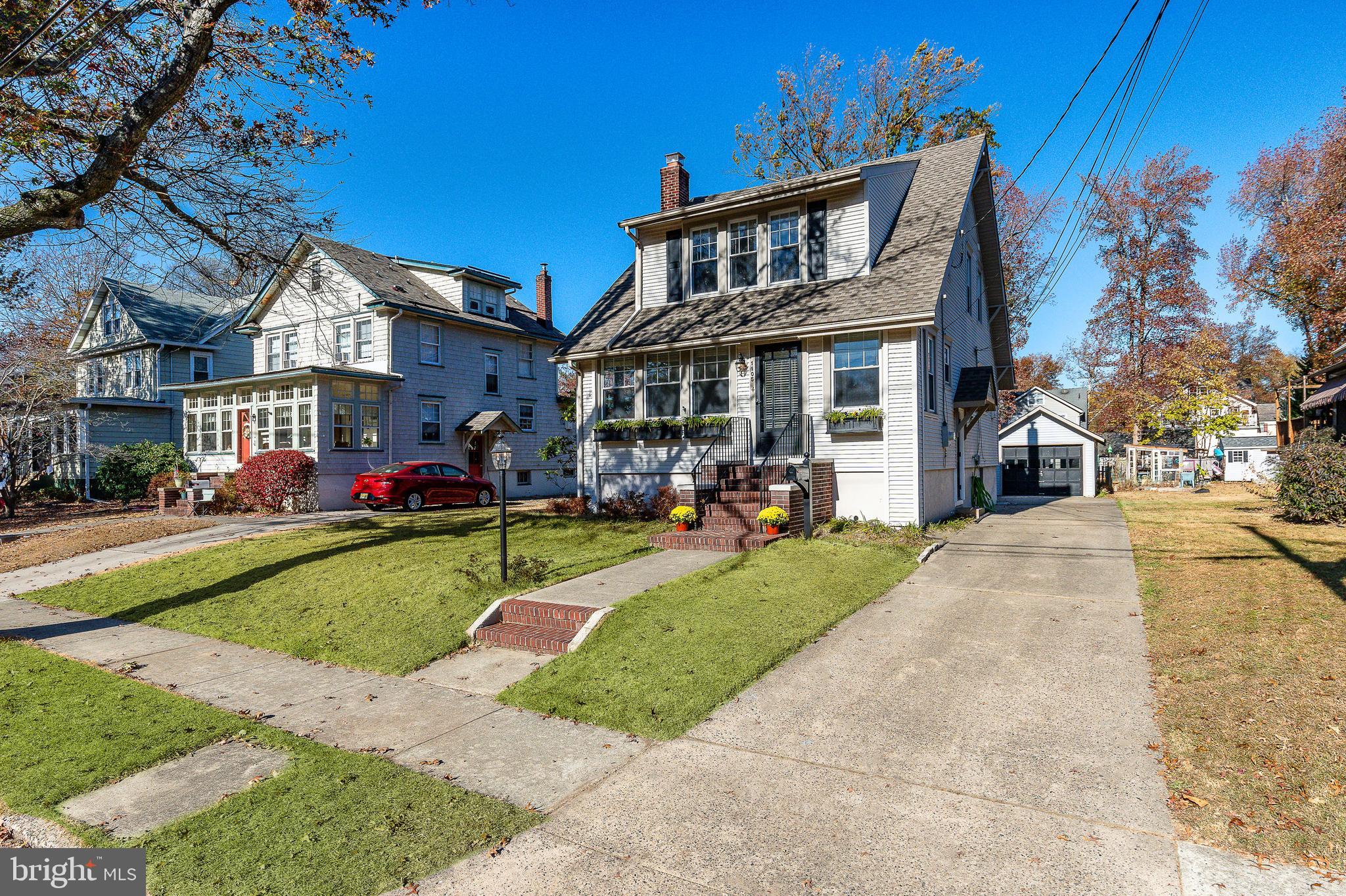 1105 LINWOOD AVENUE