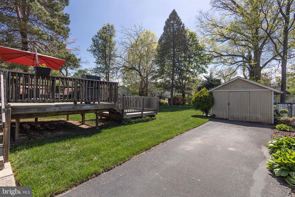 128 E BETTLEWOOD AVENUE