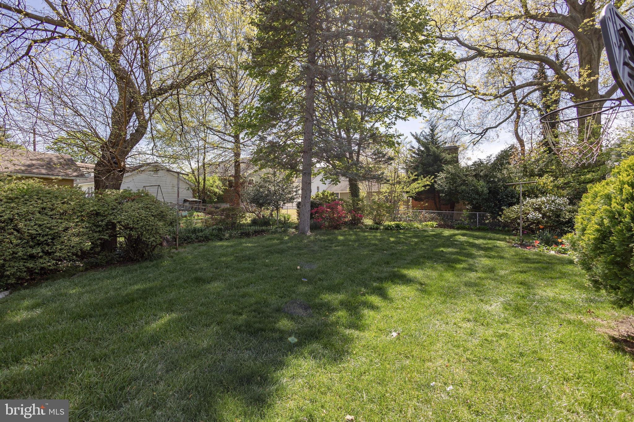 128 E BETTLEWOOD AVENUE
