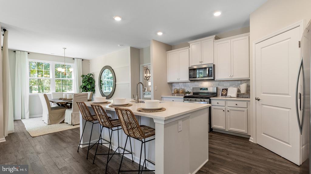 19 HAWKS RIDGE LANE