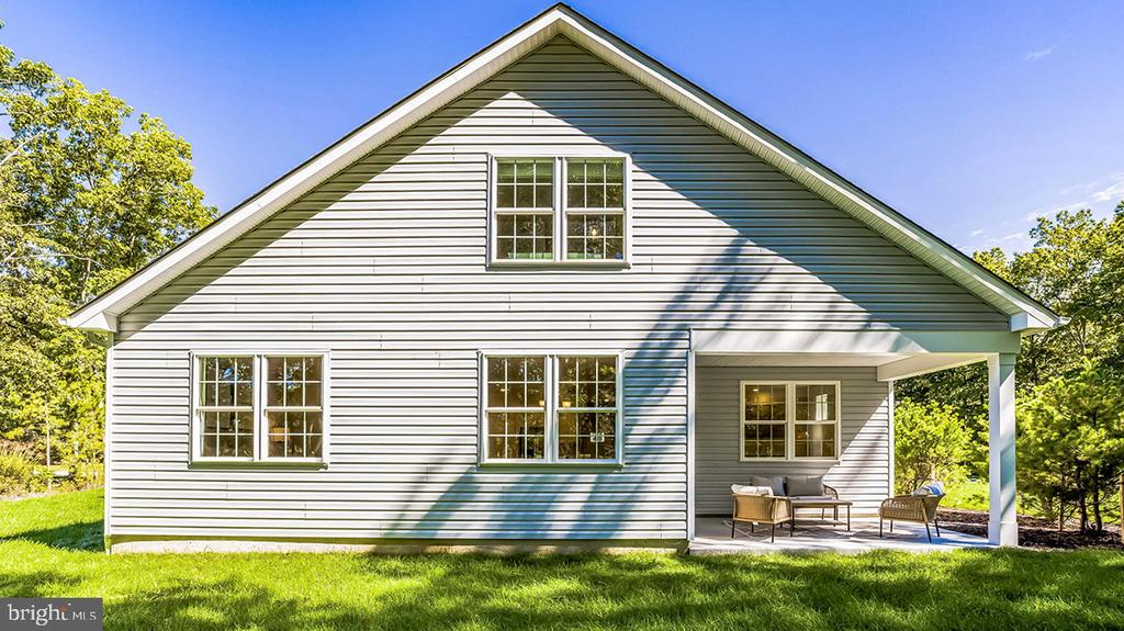 19 HAWKS RIDGE LANE