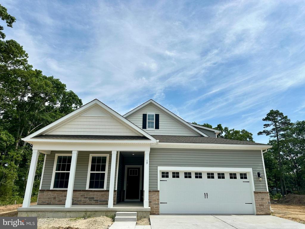 19 HAWKS RIDGE LANE