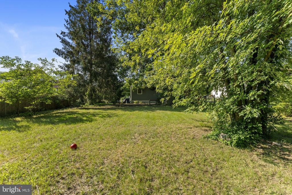 353 FLORENCE BOULEVARD