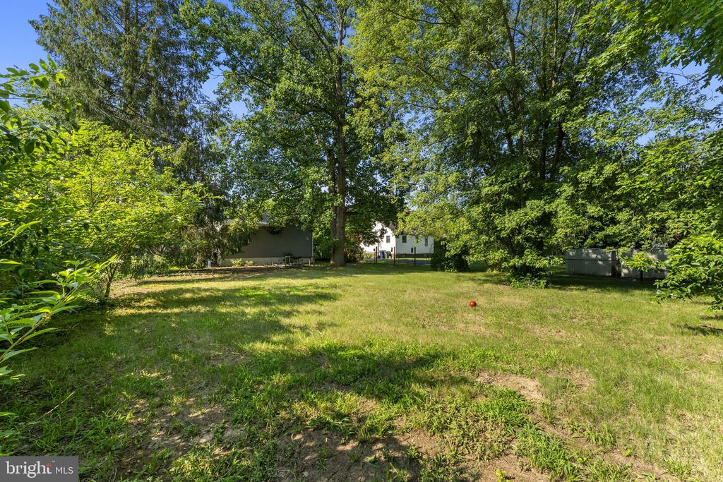 353 FLORENCE BOULEVARD