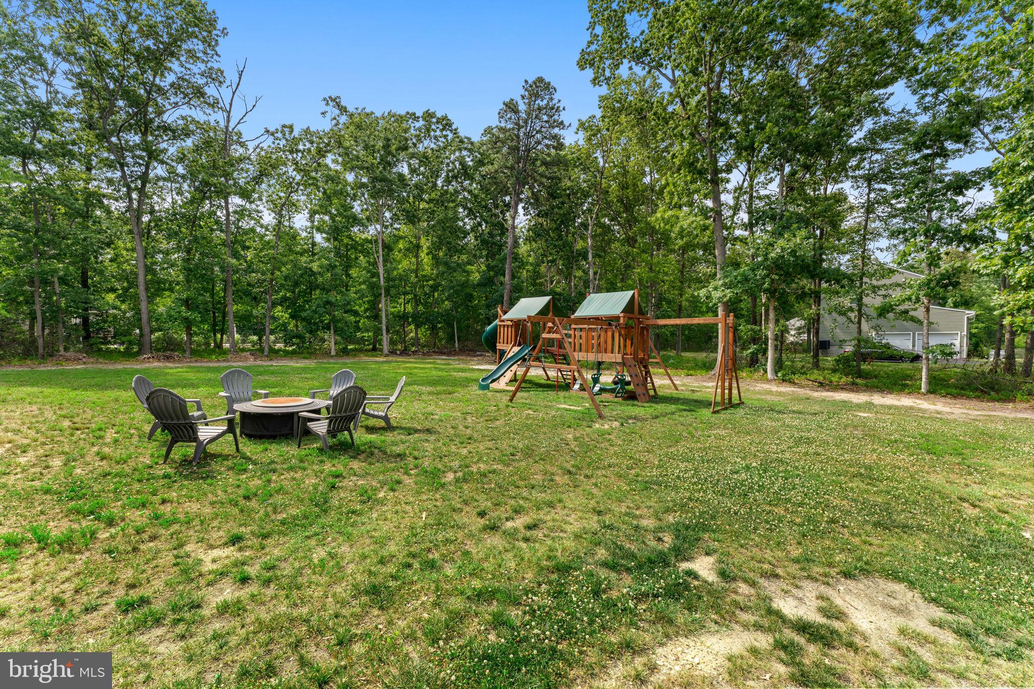 13 WHITETAIL DRIVE