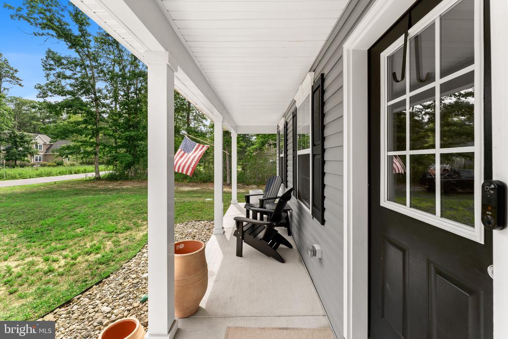 8 WHITETAIL DRIVE