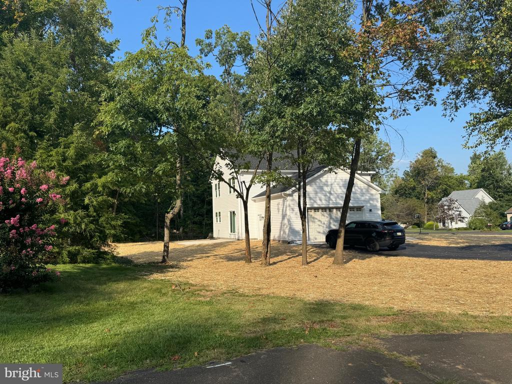 3 HIGH POINT CIRCLE ROAD