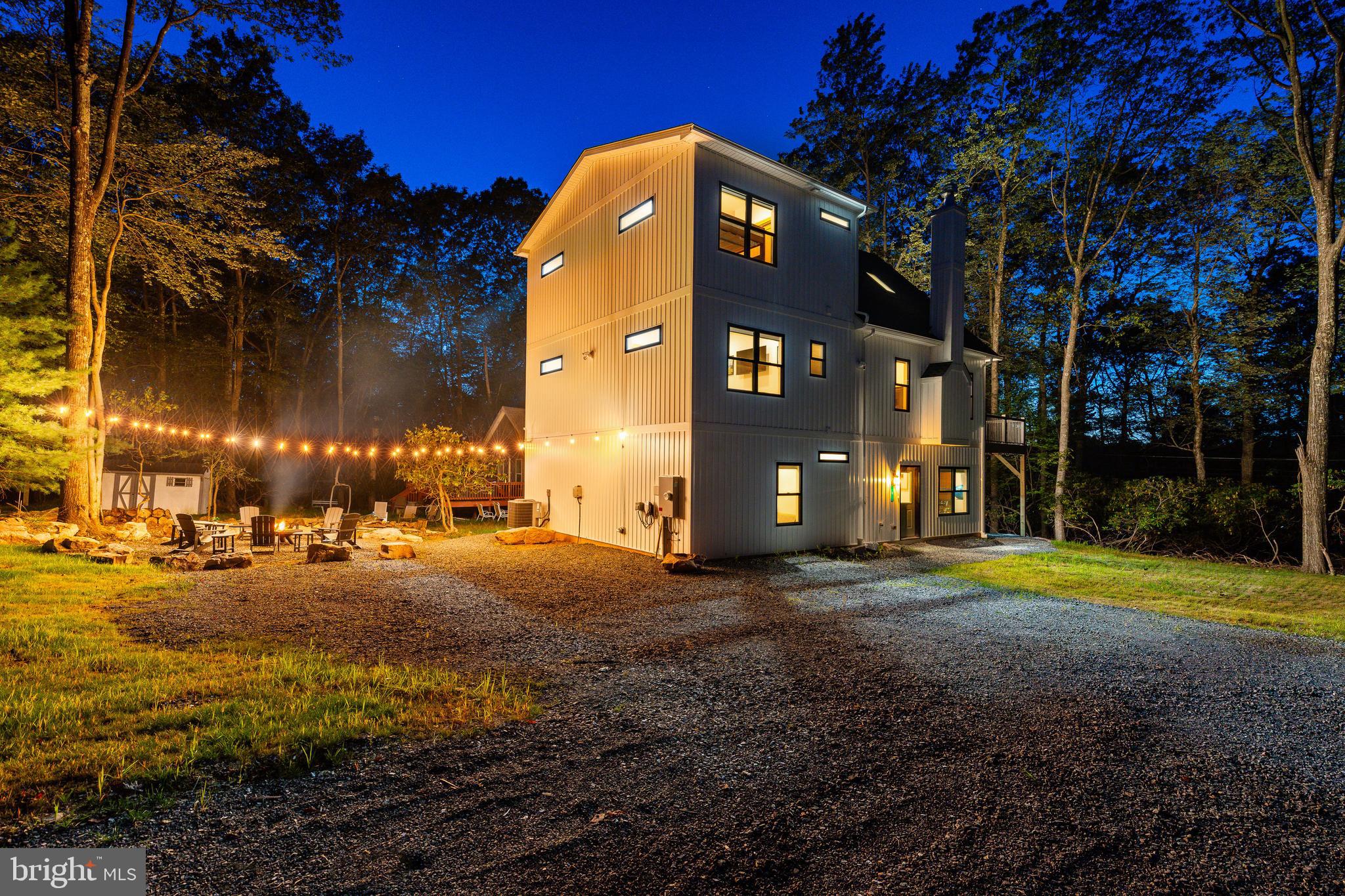6 ALDER LANE
