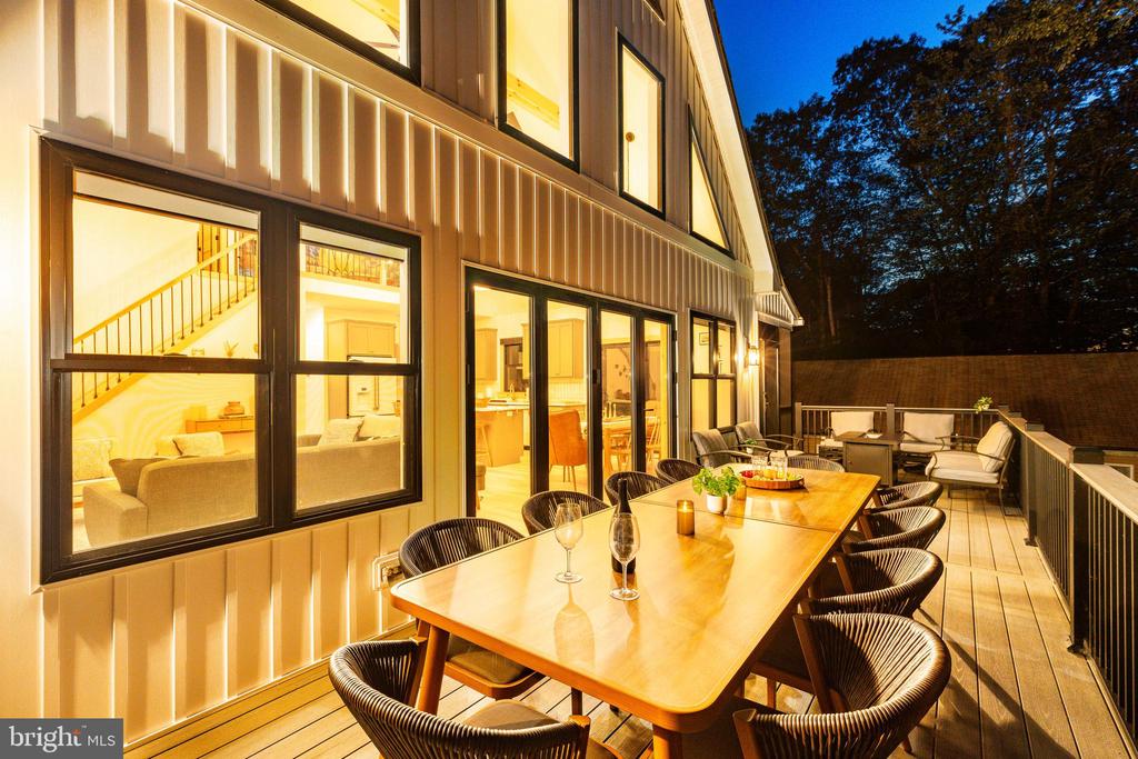 6 ALDER LANE