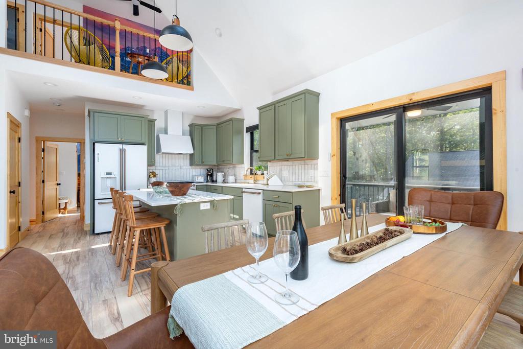 6 ALDER LANE