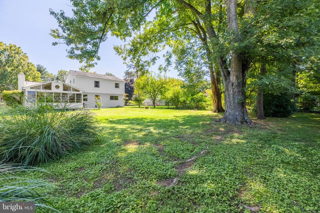 3405 WINDSOR LANE