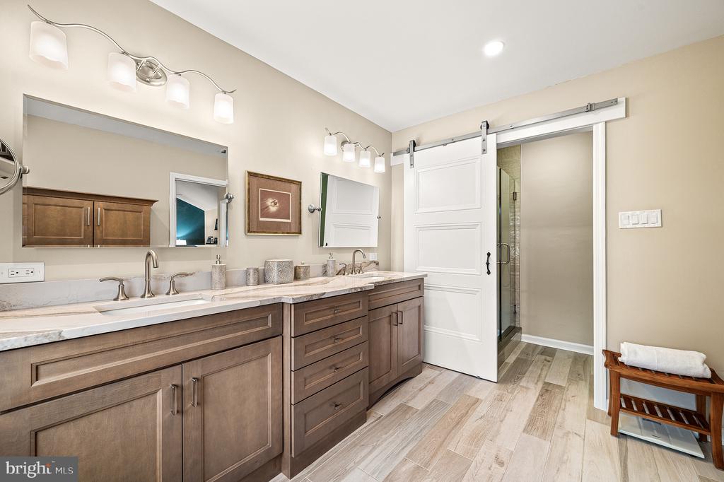 507 DUNBARTON COURT 74