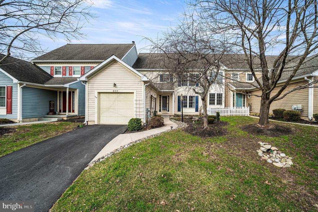 507 DUNBARTON COURT 74