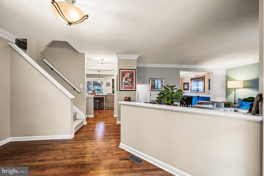 507 DUNBARTON COURT 74