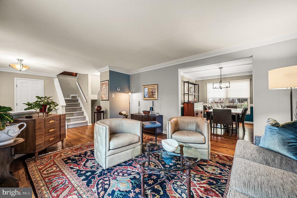 507 DUNBARTON COURT 74