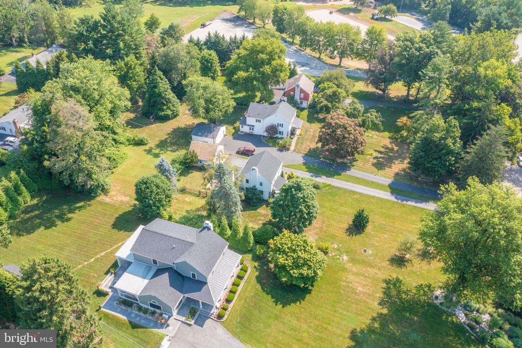 5 PLUSH MILL ROAD